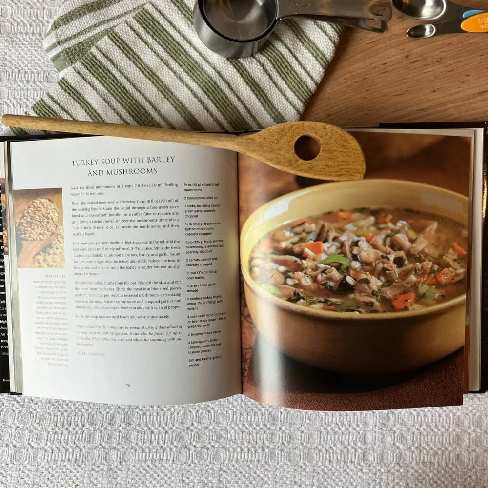 Williams-Sonoma Soup Cookbook